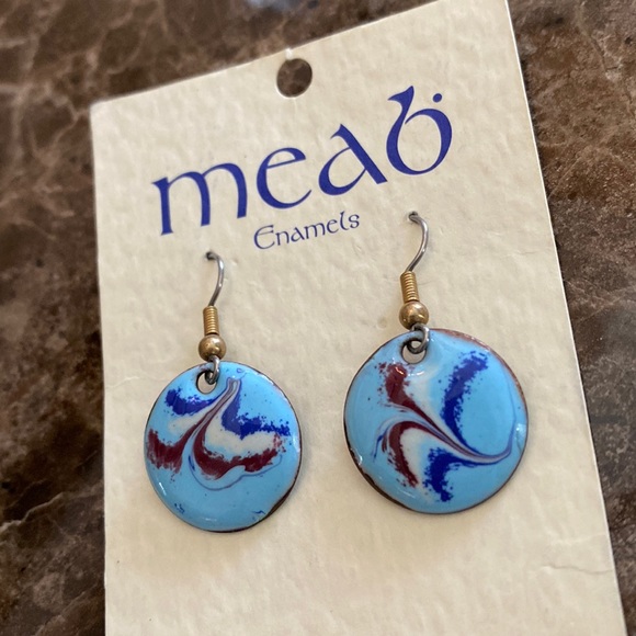 Meab Enamels pierced earrings w/ card, purchased in Ireland, NEW worn 1x - Picture 7 of 8